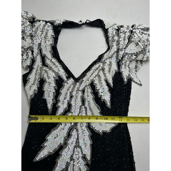 Vintage No Label 80's Sequin Formal Gown. With Slit. Size 0-2. Black and White. - Picture 4 of 11